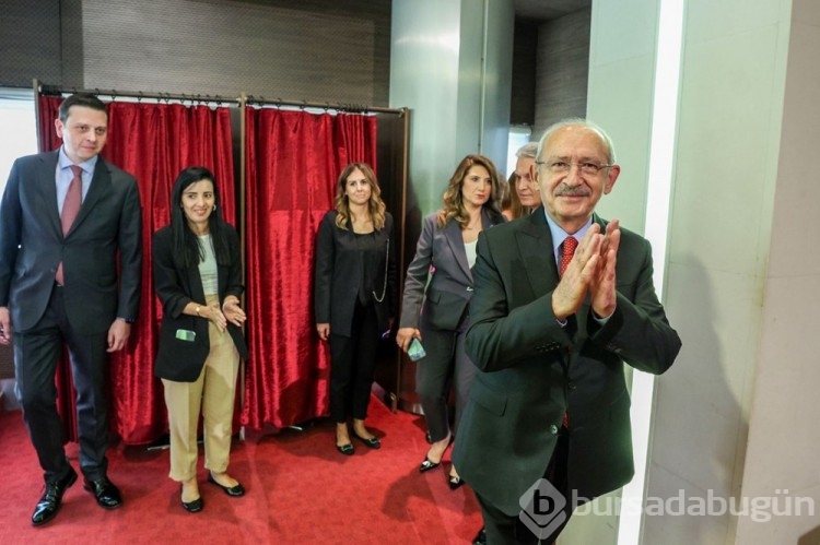 Kılıçdaroğlu'ndan CHP Genel Merkez personeline veda
