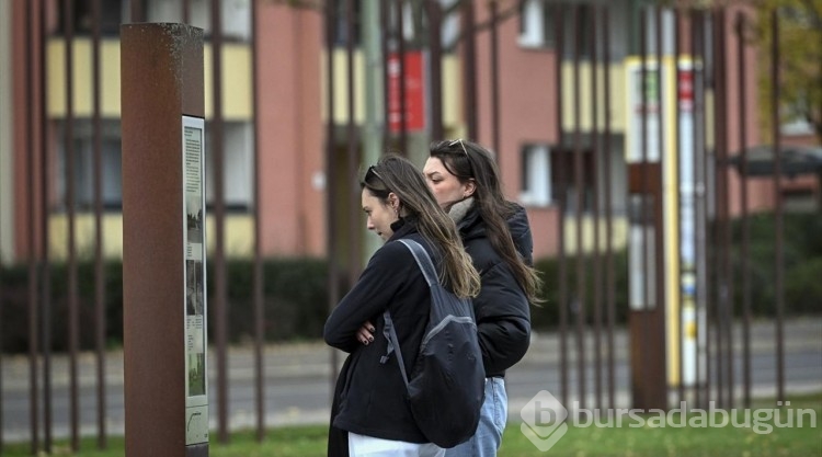 "Berlin Duvarı"nın yıkılışının üzerinden 34 yıl geçti
