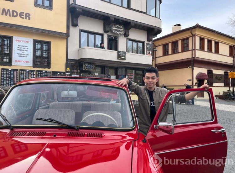 Hurda otomobili baştan aşağıya yeniledi! Görenler inanamıyor