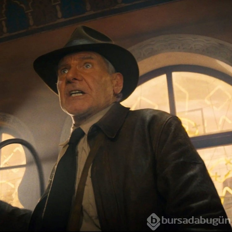 Indiana Jones'un gömleği açık artırmada!