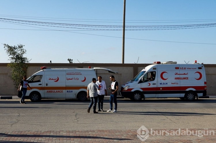  İsrail ordusu son 3 günde 8 hastaneyi doğrudan bombaladı