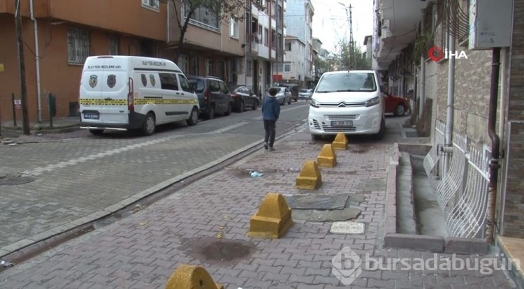 Yeni doğan bebeğini poşete koyup sokağa attı
