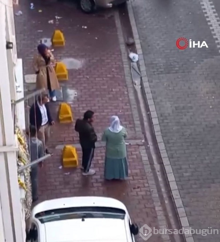 Yeni doğan bebeğini poşete koyup sokağa attı
