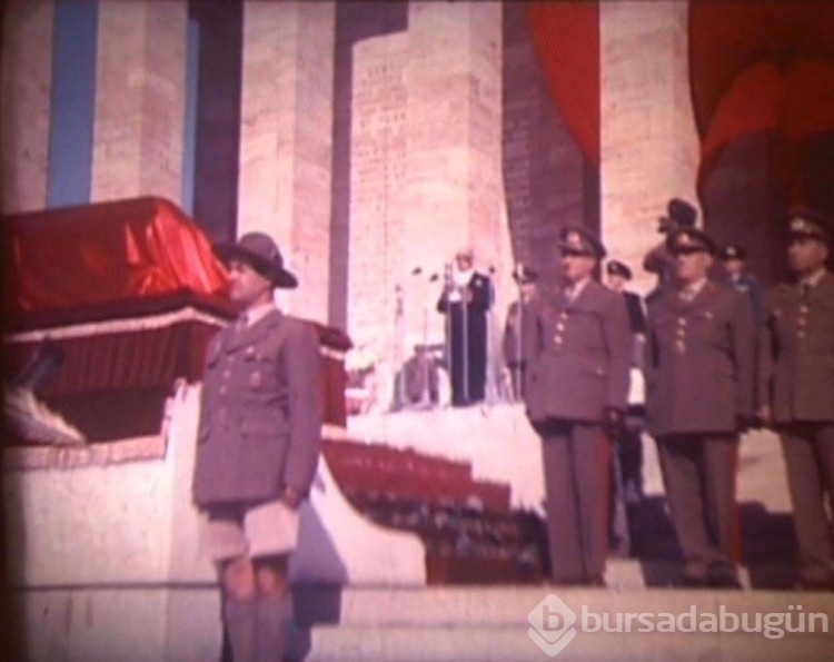 Atatürk'ün naaşının Anıtkabir'e nakli...