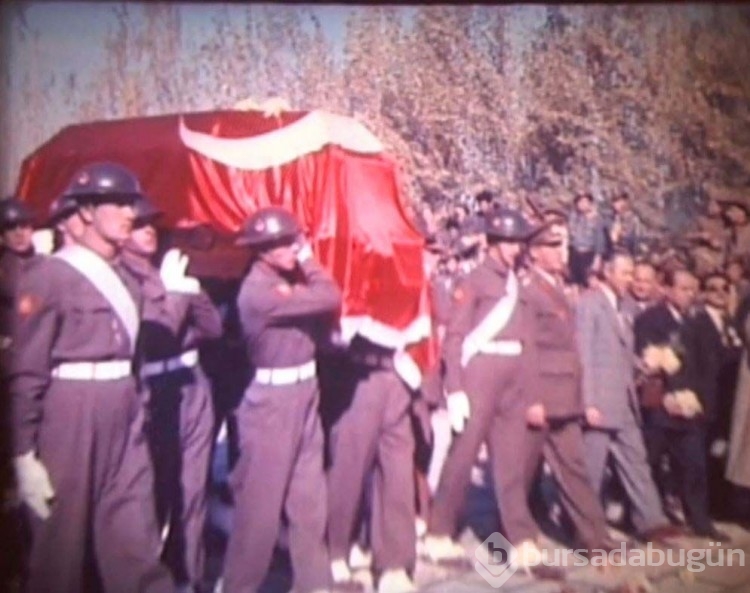 Atatürk'ün naaşının Anıtkabir'e nakli...