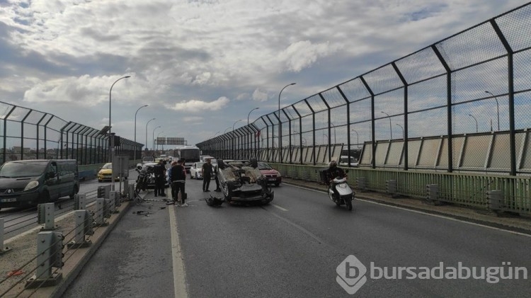 Haliç Köprüsü'nde trafiği kilitleyen kaza
