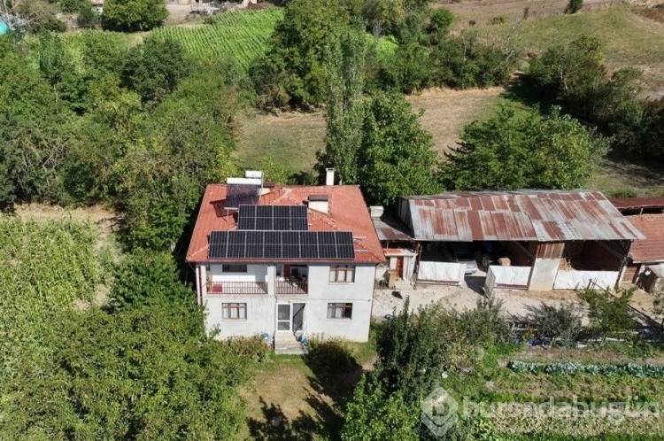 Bu köyün sakinlerinin elektrik faturasını ödemesine gerek yok