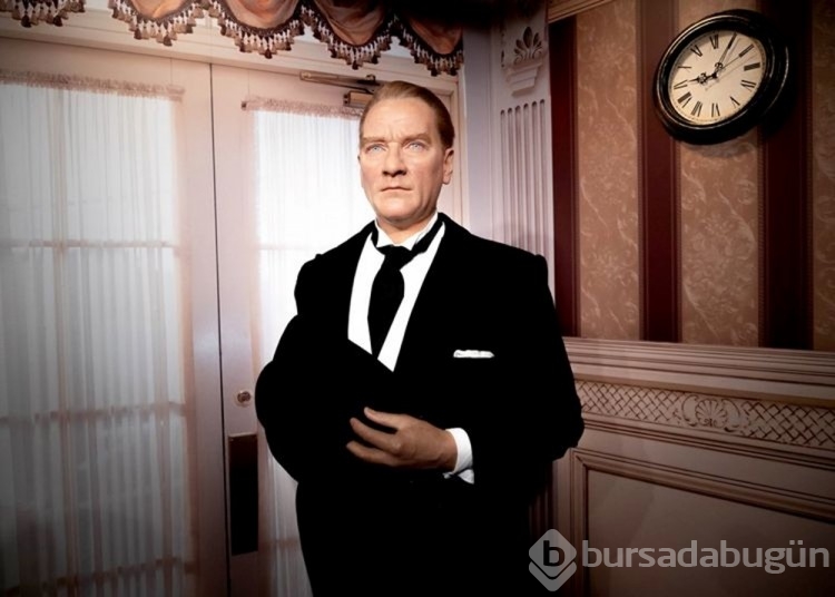 Atatürk'ün balmumu heykeli Berlin'de ziyarete açıldı
