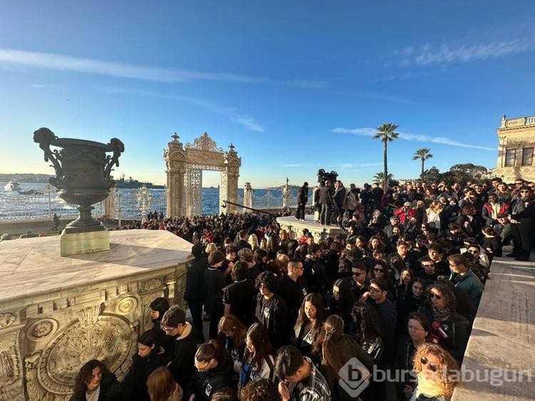 Dolmabahçe Sarayı'nda 09.05
