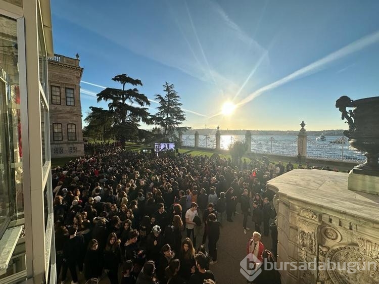 Dolmabahçe Sarayı'nda 09.05
