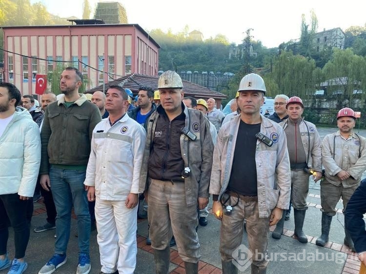 Zonguldak'ta madencilerden Ata'ya saygı
