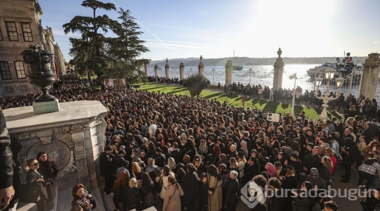 Büyük Önder Atatürk, Dolmabahçe Sarayı'ndaki odasında törenle anıldı
