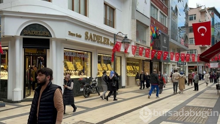 Dilan Polat dedikodusu ilçeyi karıştırdı