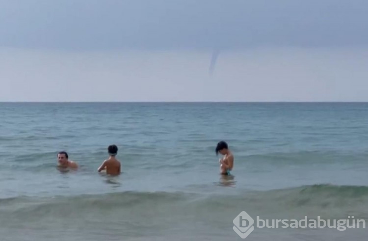 Alanya'da denizde hortum oluştu
