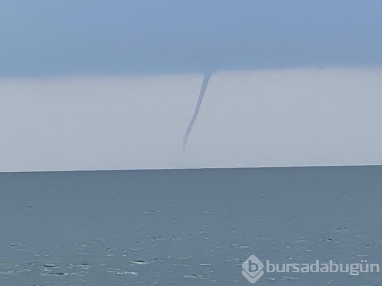 Alanya'da denizde hortum oluştu
