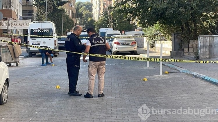 Boşanma aşamasındaki eşe kurşun yağmuru: 2 yaralı
