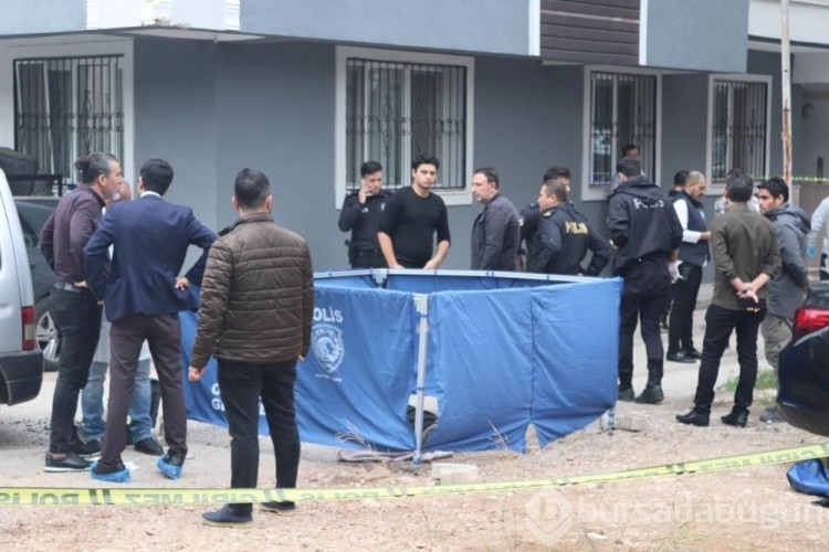 İzmir'de çıkmaz sokakta kurşun yağmuru: 1 ölü, 2 yaralı
