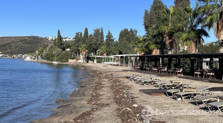 Bodrum'da sağanak sonrası sahillerde kirlilik
