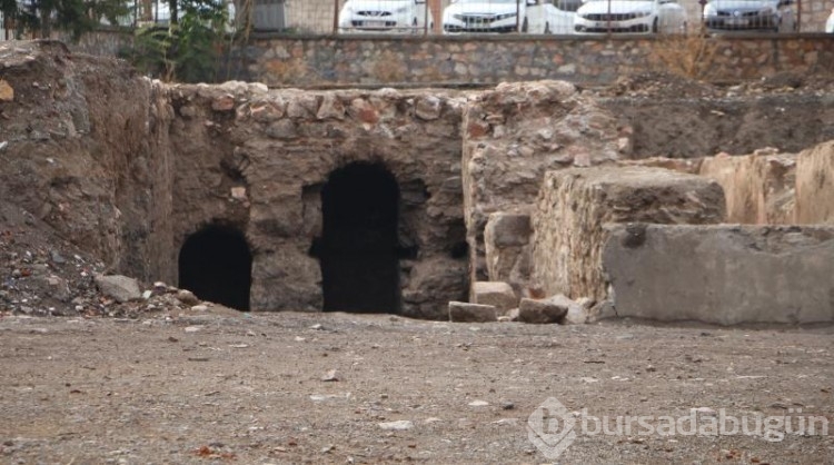 Kazıda 5 asırlık hamam bulundu!