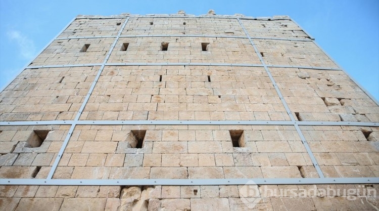 Uzuncaburç Antik Kenti'nde rahip kralların kaldığı 2400 yıllık kule restore edildi
