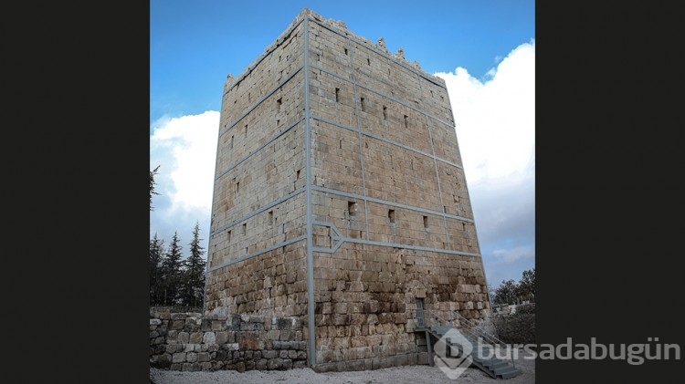 Uzuncaburç Antik Kenti'nde rahip kralların kaldığı 2400 yıllık kule restore edildi