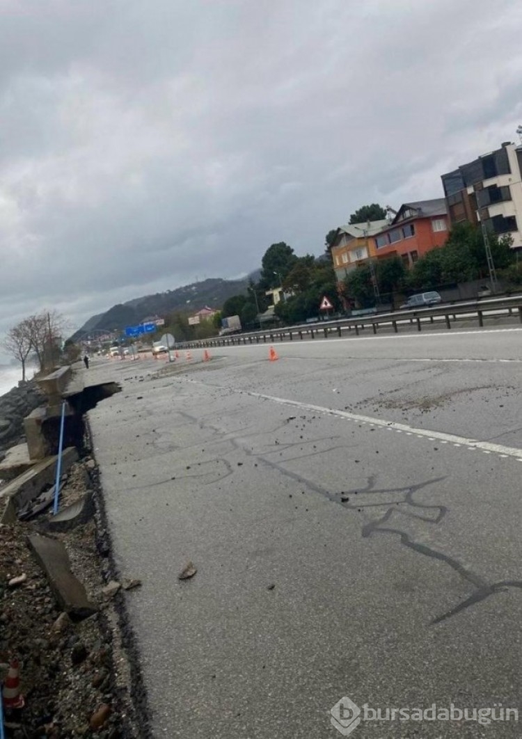 Karadeniz Sahil Yolu'nda fırtına hasarının boyutu ortaya çıktı