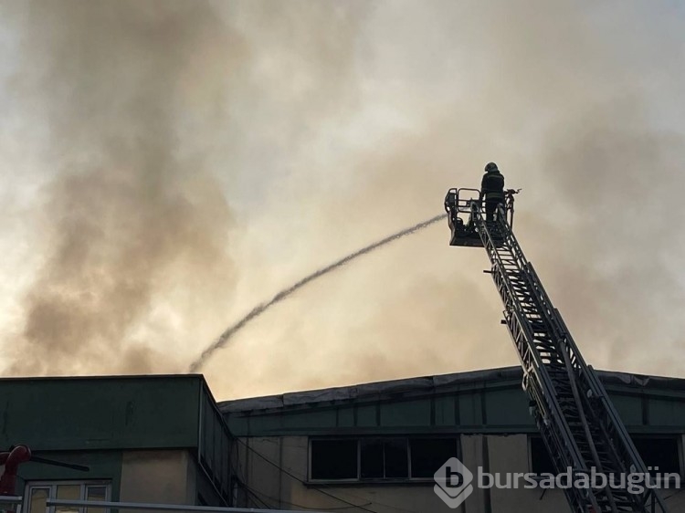 Gaziantep'te geri dönüşüm fabrikasında yangın
