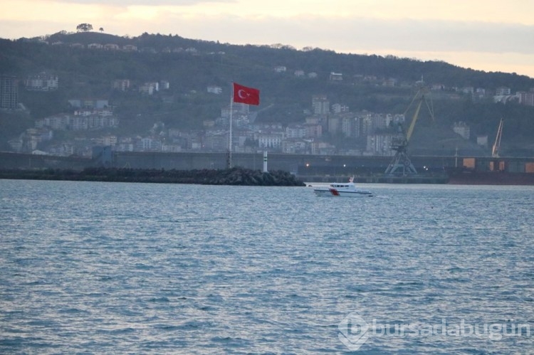 Zonguldak'ta kayıp denizcileri arama çalışması 4'üncü gününde
