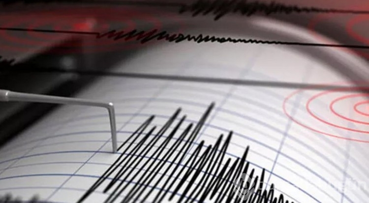 Pasifik'teki ada ülkesi Vanuatu'da 6,7 büyüklüğünde deprem
