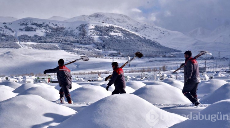 Erzurum'da kış mezarları hazır
