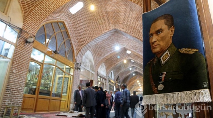 İranlı Türk esnaf, Atatürk'ün portresini ipek halıya işledi
