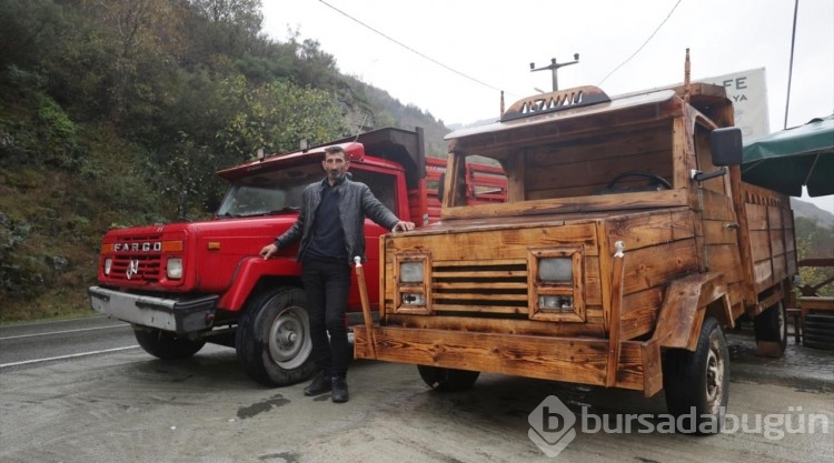 Trabzonlu inşaat ustası hurda malzemelerle ahşap kamyonet yaptı
