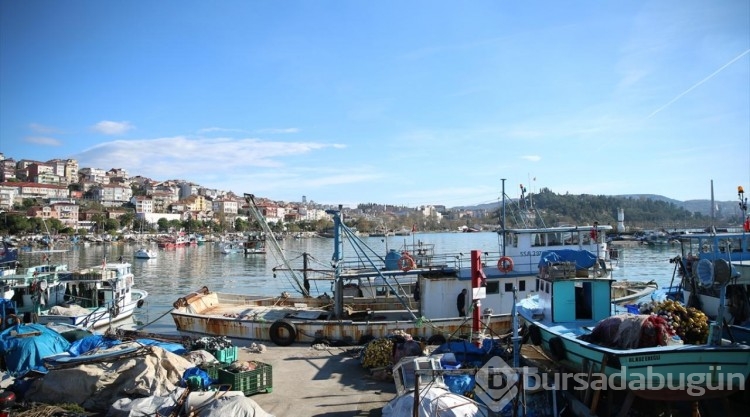 Karadeniz Ereğli'deki fırtına balıkçıları da etkiledi
