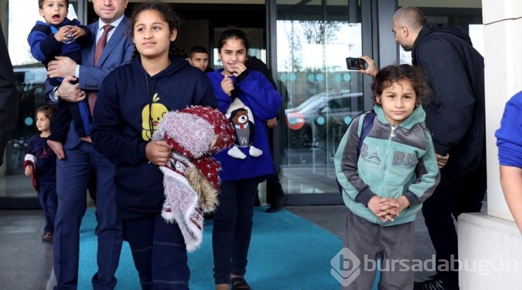 Gazze'den tahliye edilen 100 Türk ve KKTC vatandaşı İstanbul'da

