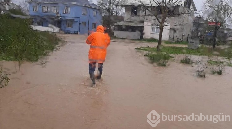 Kuvvetli yağış ve fırtına geri dönüyor, sıcaklıklar düşüyor

