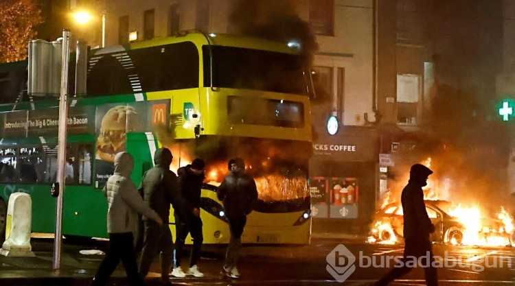 İrlanda'da olaylı gece: 34 kişi gözaltına alındı
