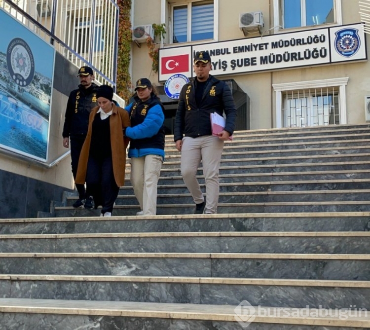 Tiktok'ta müstehcen canlı yayın yapan kadın gözaltına alındı!