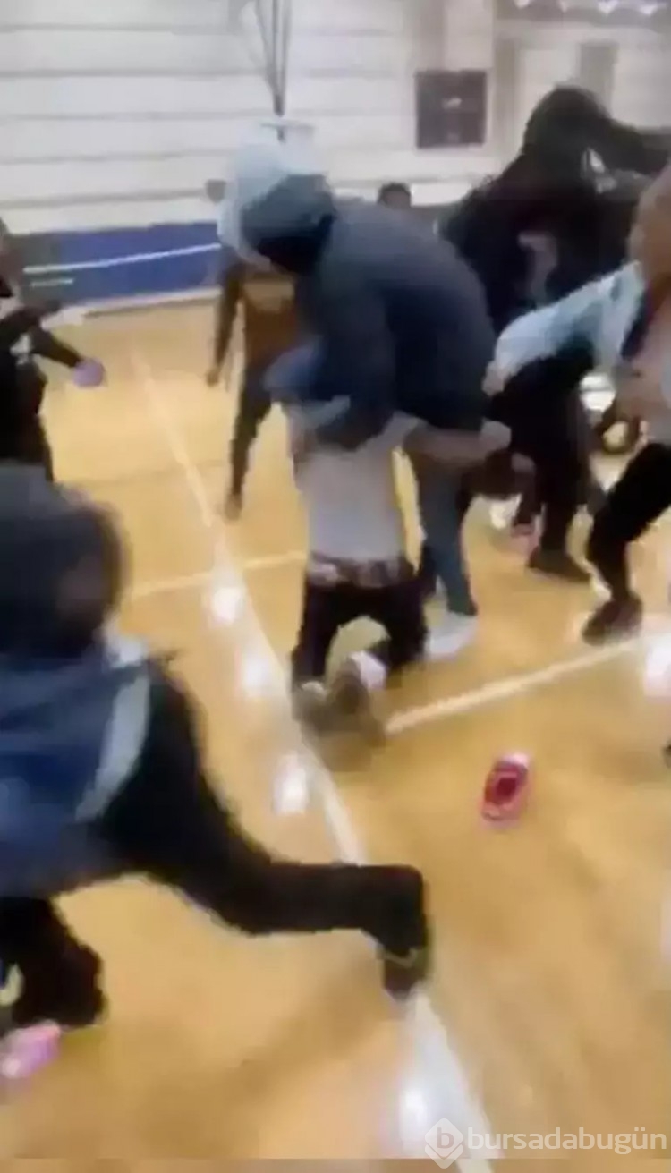 Lisede gerçekleşen bıçaklı kavgada bir öğrenci öldü