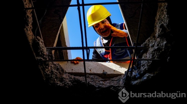 "Asrın felaketi" binlerce kişiyi AFAD gönüllüsü yaptı