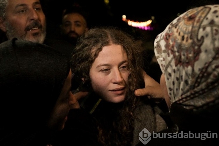 Filistinli cesur kız Ahed Tamimi serbest
