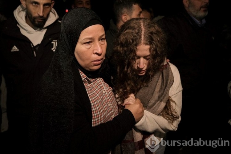 Filistinli cesur kız Ahed Tamimi serbest
