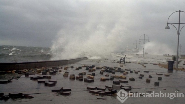 Meteorolojiden 13 kente ''Gök gürültülü sağanak'' uyarısı
