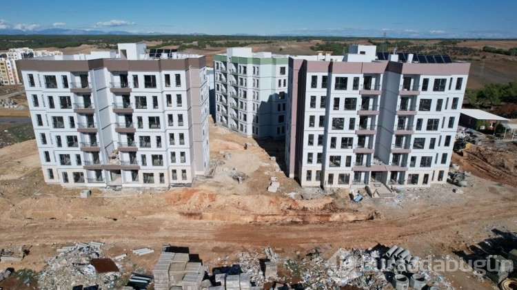 Adana'da deprem konutlarının yapımı tamamlanıyor

