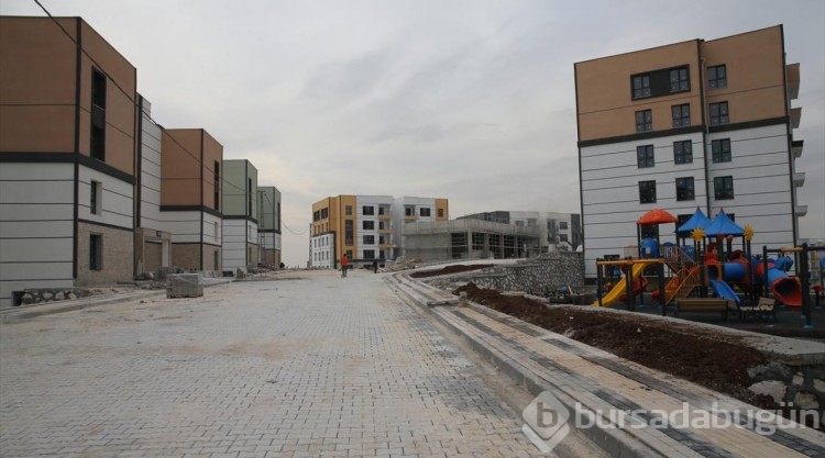 Şanlıurfa'daki 897 deprem konutu 1 ay içinde teslim edilecek
