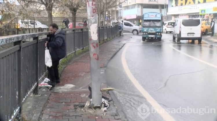 Esenyurt'ta sel faciası: Anne ve oğlu son anda kurtuldu
