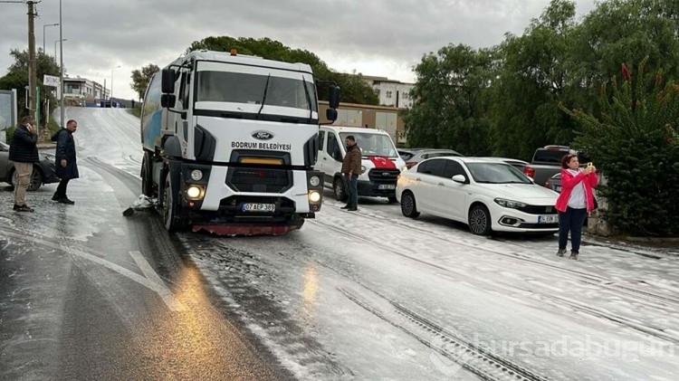 Bodrum'daki merak uyandıran köpüğün nedeni belli oldu
