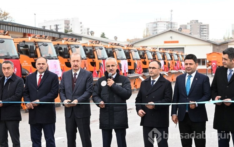 Ulaştırma ve Altyapı Bakanlığı kara yollarında kar ve buzla mücadele için hazır
