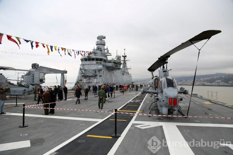 TCG Anadolu, Kocaeli'de ziyarete açıldı
