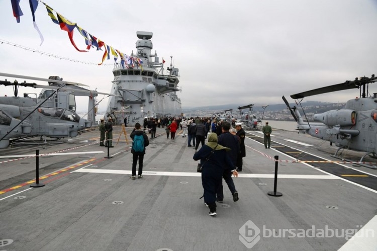 TCG Anadolu, Kocaeli'de ziyarete açıldı
