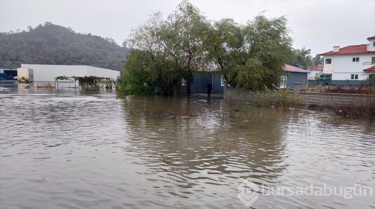 Muğla'da sağanak etkili oldu
